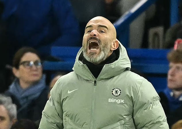HLV Maresca tố 'trọng tài không công bằng' với Chelsea ở trận hòa Arsenal - Ảnh 3.