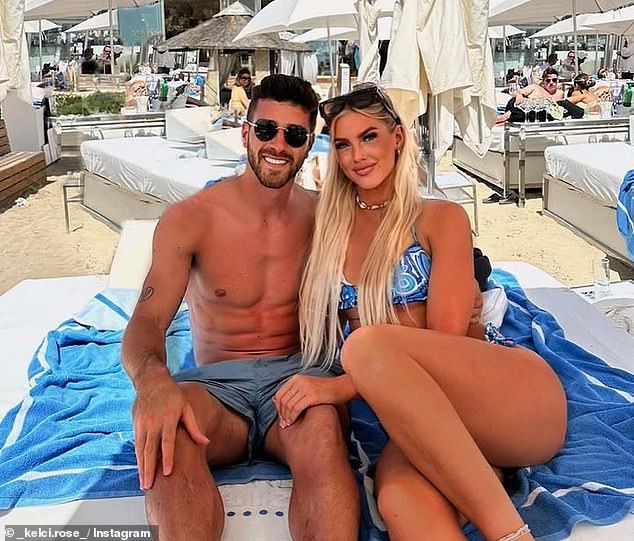 Cặp tình nhân mới, đẹp nhất trong làng bóng đá hiện tại - Ảnh 2. Cặp tình nhân mới, đẹp nhất trong làng bóng đá hiện tại - Ảnh 2.