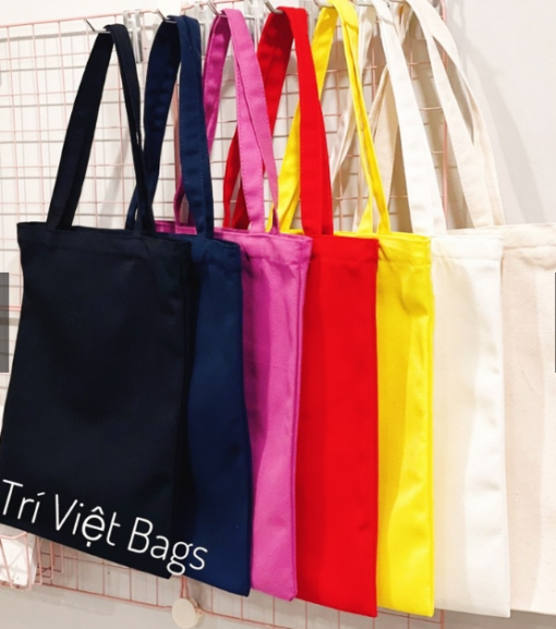 Điểm danh mẫu túi vải bố mùa dành cho doanh nghiệp dịp Tết 2026 - Ảnh 3. Điểm danh mẫu túi vải bố mùa dành cho doanh nghiệp dịp Tết 2026 - Ảnh 3.