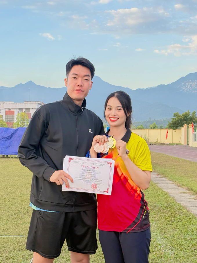 Hot girl bắn cung và bạn trai cùng tham dự SEA Games 2025  - Ảnh 4.