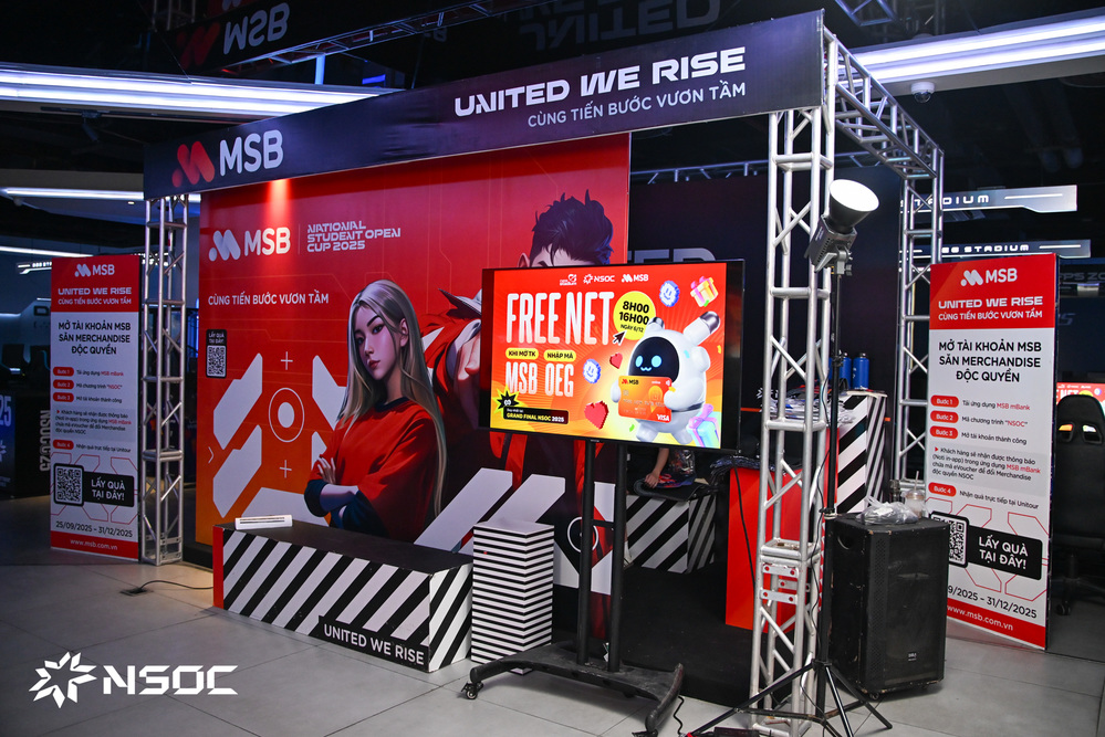 Wxrdie, 24k.Right cùng DJ Teddy Doox “đốt cháy” sân khấu Chung kết Quốc gia NSOC 2025 - Ảnh 1.