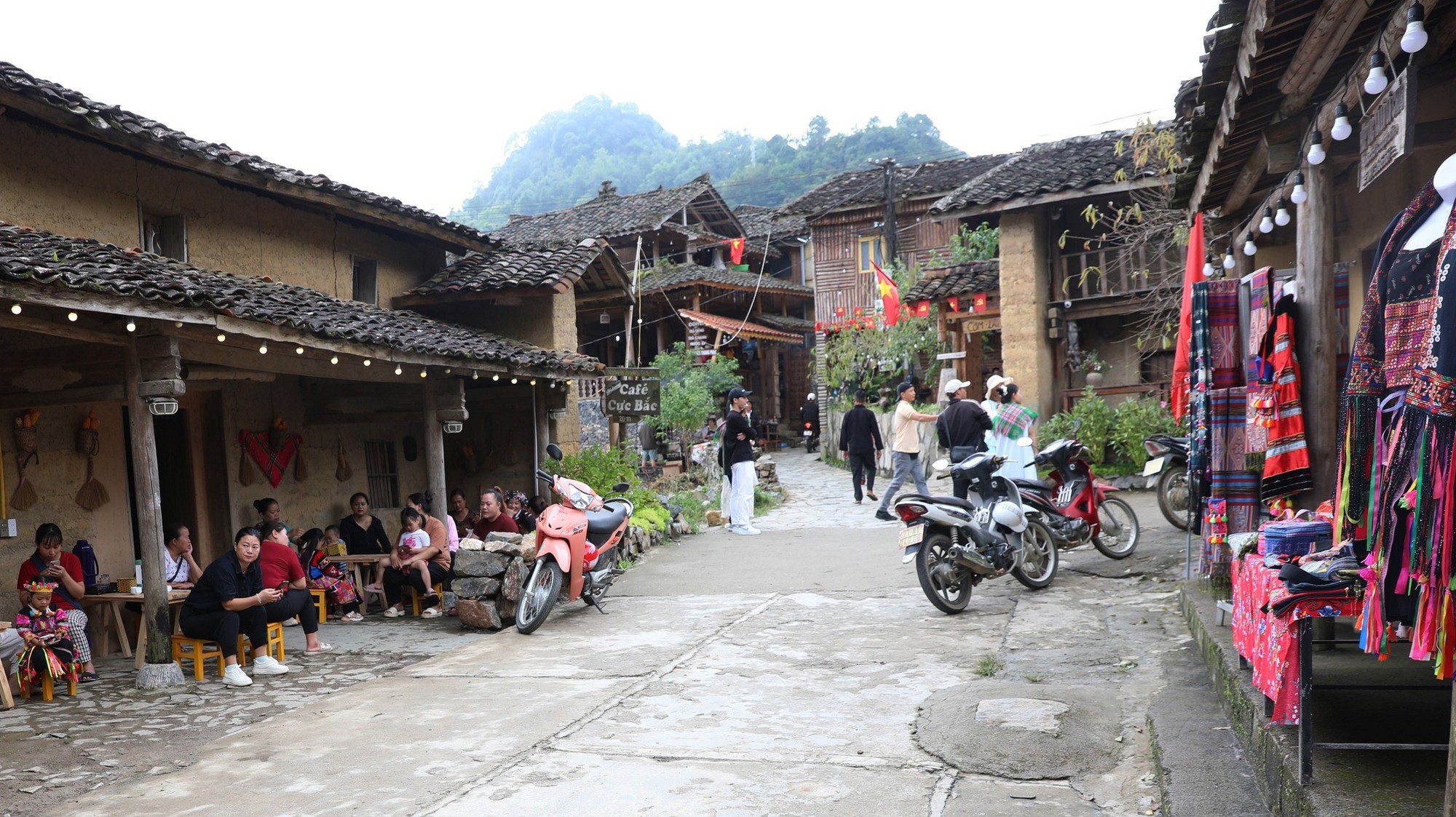 Vì một miền quê đáng sống: Lô Lô Chải - Từ gian khó đến "làng du lịch tốt nhất thế giới"