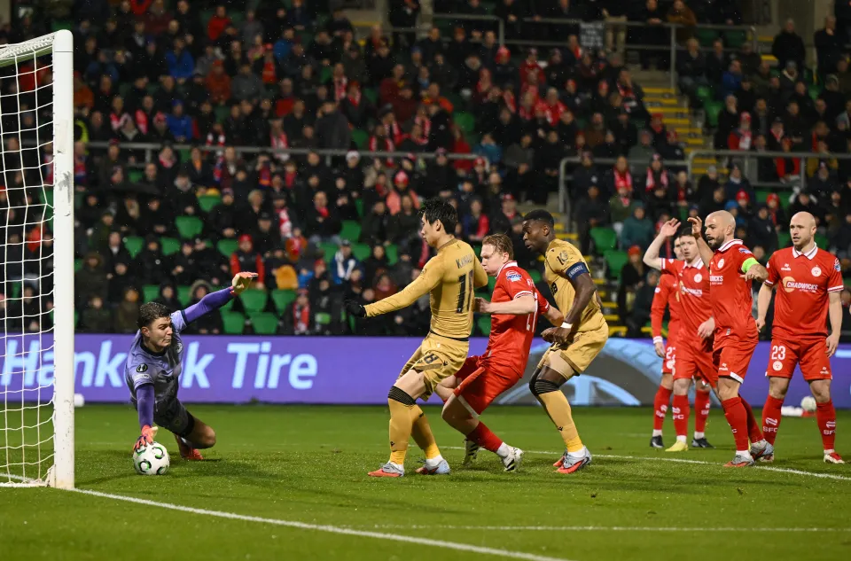 Cúp C3: Crystal Palace Và Fiorentina Giành Chiến Thắng - Ảnh 1. Cúp C3: Crystal Palace Và Fiorentina Giành Chiến Thắng - Ảnh 1.