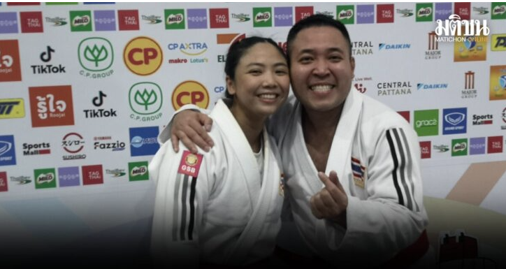 Cặp vợ chồng Thái Lan phối hợp 'như lập trình sẵn', xuất sắc giành HCV SEA Games 2025 - Ảnh 1.