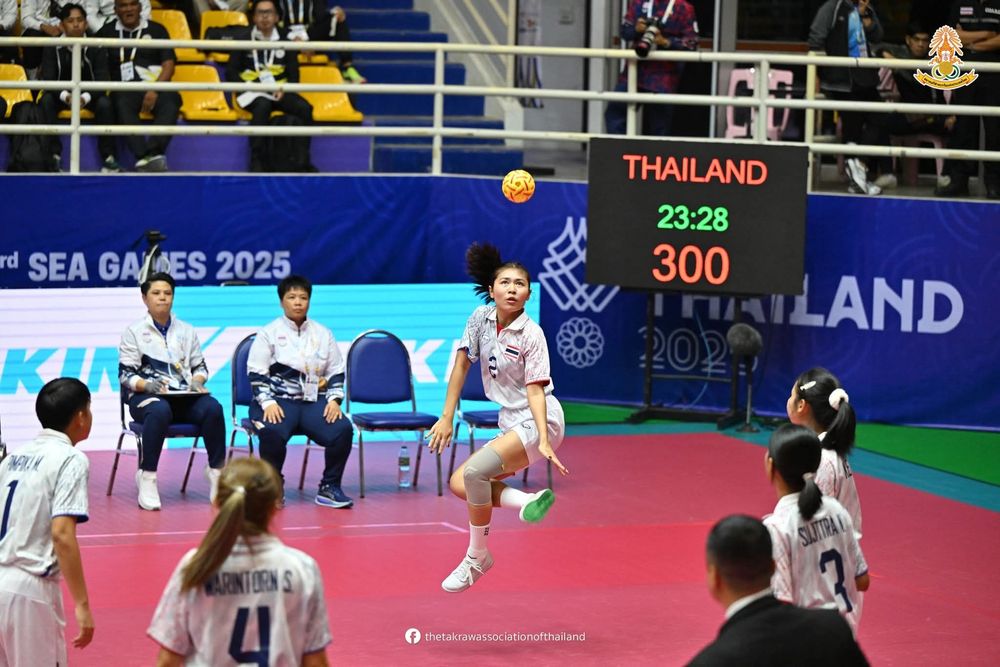 Cầu mây nữ Thái Lan lập kỷ lục thế giới mới ở SEA Games 2025 - Ảnh 2.
