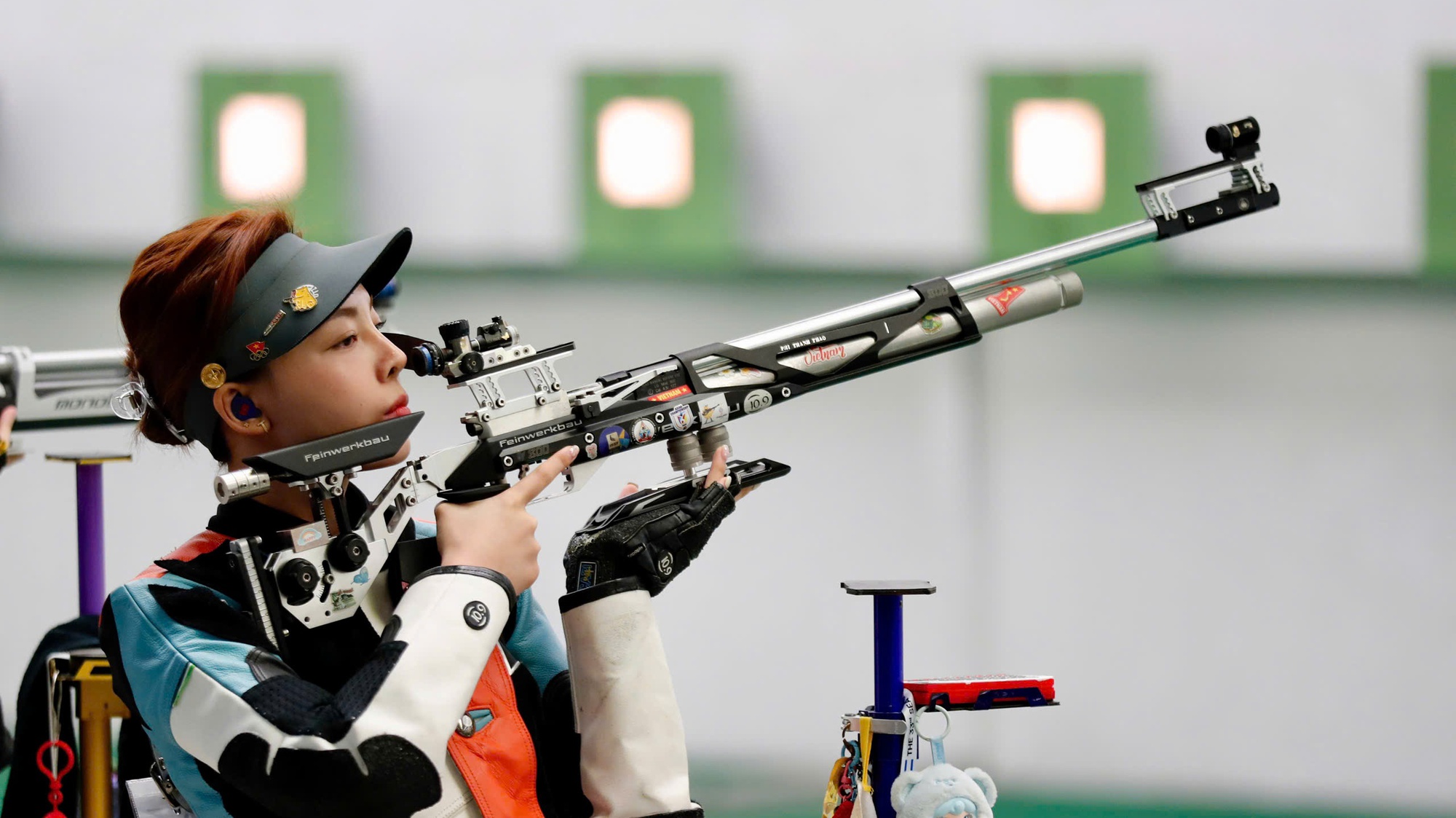 SEA Games 2025: Khám phá trang phục thi đấu của người đẹp bắn súng Phí Thanh Thảo