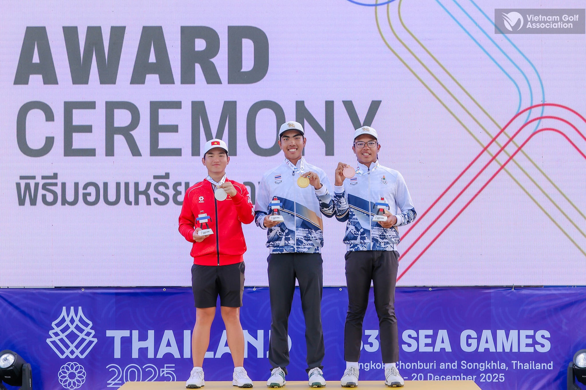 Golf Việt Nam giành huy chương ở SEA Games 33: Sức trẻ và tiềm năng hướng tới tương lai - Ảnh 12. Golf Việt Nam giành huy chương ở SEA Games 33: Sức trẻ và tiềm năng hướng tới tương lai - Ảnh 12.