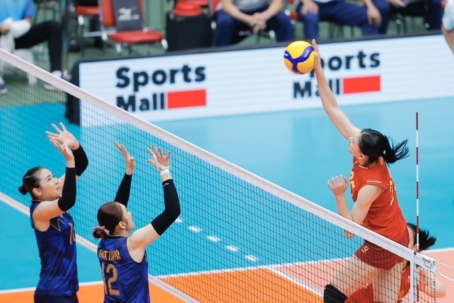 HLV Tuấn Kiệt nói gì về công tác trọng tài sau trận thua Thái Lan ở chung kết SEA Games 2025? - Ảnh 1.