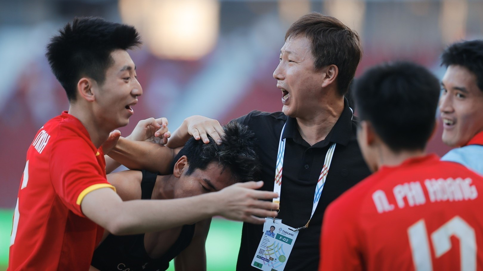 HLV Kim Sang Sik: ‘Tôi muốn dành cho cầu thủ 100 điểm’