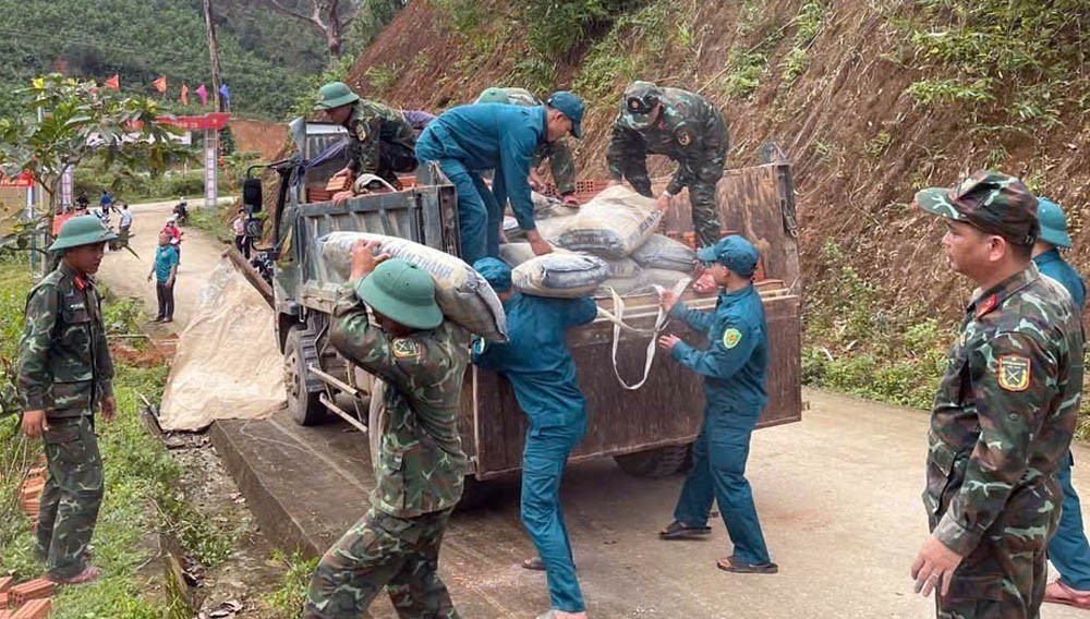 Đà Nẵng: Thần tốc xây dựng và sửa chữa nhà ở cho nhân dân do thiên tai gây ra - Ảnh 4. Đà Nẵng: Thần tốc xây dựng và sửa chữa nhà ở cho nhân dân do thiên tai gây ra - Ảnh 4.