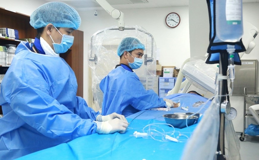 Cơ hội hồi phục cho trẻ đột quỵ nhờ can thiệp sớm - Ảnh 1.