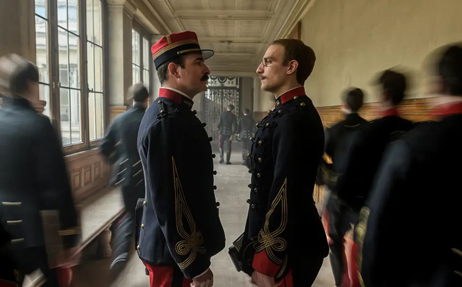 10 bộ phim hay nhất năm 2025 - Ảnh 9. 10 bộ phim hay nhất năm 2025 - Ảnh 9.