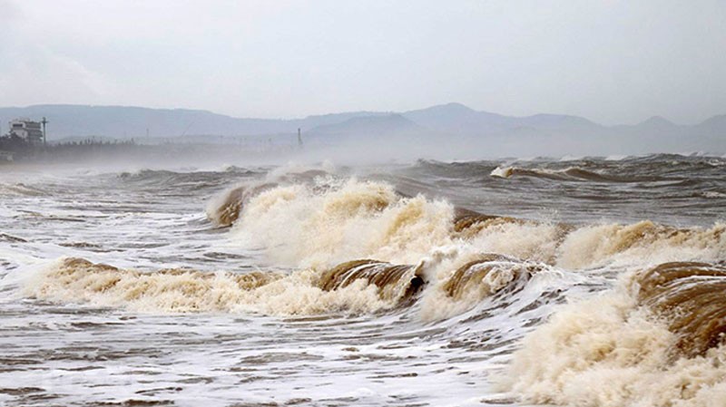 Dự báo thời tiết ngày 17/12: Nhiều khu vực biển có gió mạnh, sóng cao