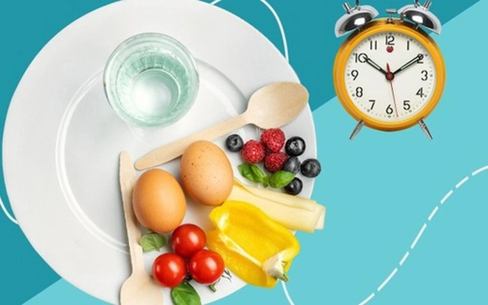 Nature: Nhịn ăn gián đoạn hỗ trợ điều trị ung thư vú thông qua cơ chế hormone - Ảnh 1. Nature: Nhịn ăn gián đoạn hỗ trợ điều trị ung thư vú thông qua cơ chế hormone - Ảnh 1.