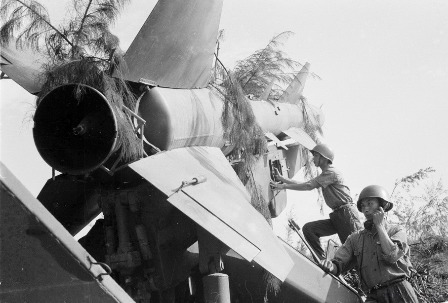 Chiến thắng "Hà Nội - Điện Biên Phủ trên không" - mốc son chói lọi trong lịch sử dân tộc Việt Nam - Ảnh 6. Chiến thắng "Hà Nội - Điện Biên Phủ trên không" - mốc son chói lọi trong lịch sử dân tộc Việt Nam - Ảnh 6.