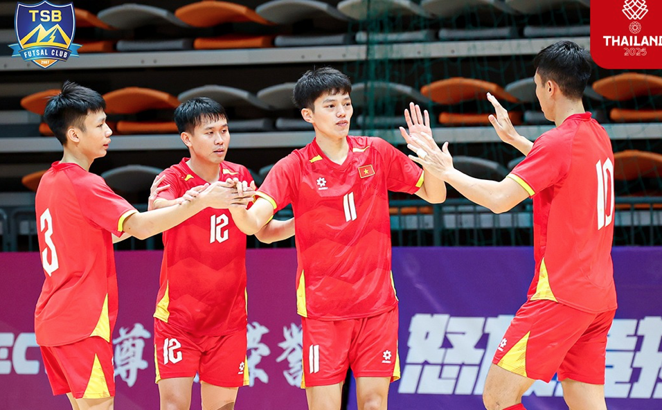 Futsal Việt Nam thức tỉnh đúng lúc, hạ đương kim vô địch Đông Nam Á, quyết đấu Thái Lan tranh HCV SEA Games - Ảnh 2. Futsal Việt Nam thức tỉnh đúng lúc, hạ đương kim vô địch Đông Nam Á, quyết đấu Thái Lan tranh HCV SEA Games - Ảnh 2.