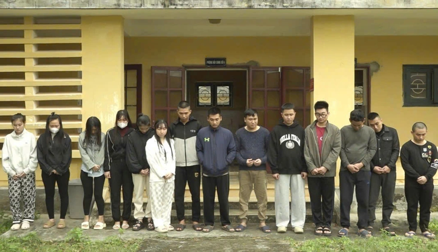 Bắt 14 đối tượng trong đường dây lừa đảo 1.000 tỷ đồng - Ảnh 1. Bắt 14 đối tượng trong đường dây lừa đảo 1.000 tỷ đồng - Ảnh 1.