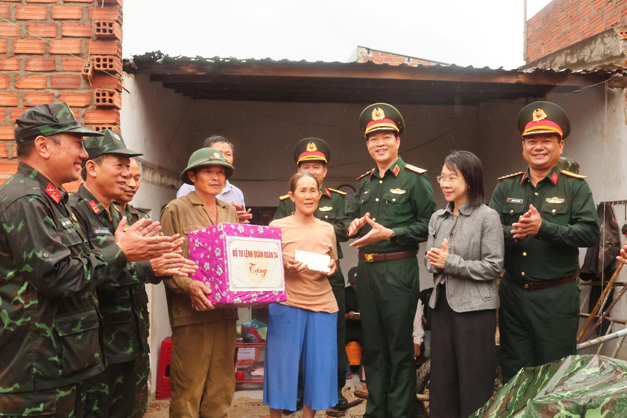 Ngôi nhà "Chiến dịch Quang Trung" đầu tiên được bàn giao cho hộ dân tại Gia Lai - Ảnh 2.