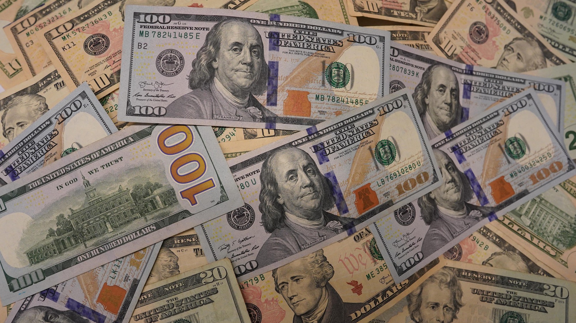 Đồng USD gần chạm mức thấp nhất trong hơn 2 tháng