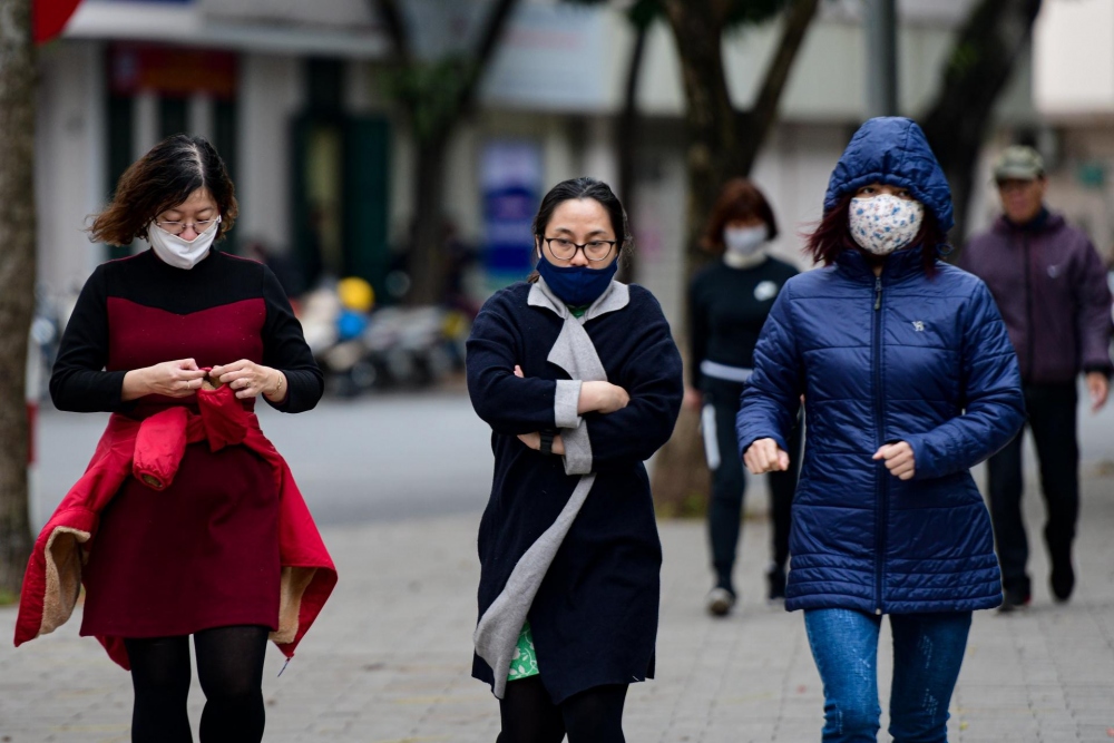 Bắc Bộ và Bắc Trung Bộ sáng sớm có sương mù, trời tiếp tục rét - Ảnh 1.