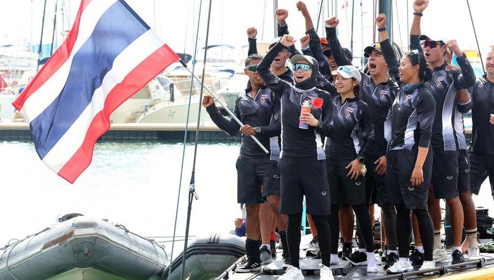 TRỰC TIẾP SEA Games 2025 hôm nay ngày 18/12: 3 chị em ruột cùng giành HCV - Ảnh 2. TRỰC TIẾP SEA Games 2025 hôm nay ngày 18/12: 3 chị em ruột cùng giành HCV - Ảnh 2.