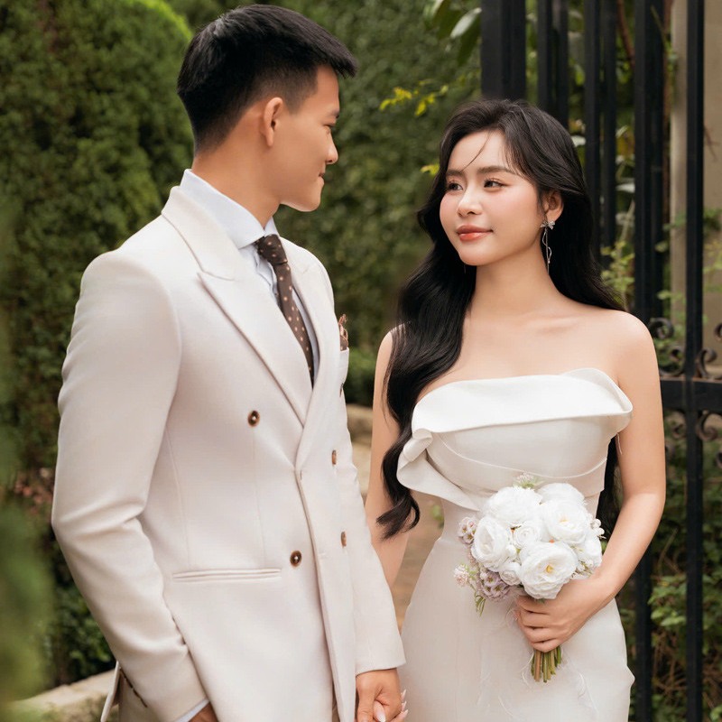 Chuyện tình đẹp với bà xã hot girl của Thanh Nhàn -người hùng thầm lặng của U22 Việt Nam - Ảnh 3. Chuyện tình đẹp với bà xã hot girl của Thanh Nhàn -người hùng thầm lặng của U22 Việt Nam - Ảnh 3.