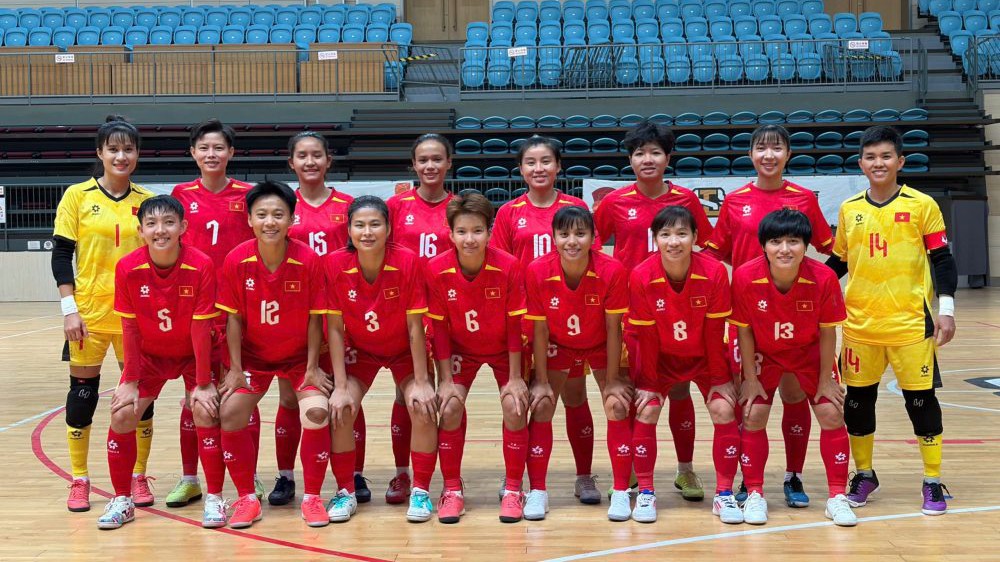 Futsal nữ Việt Nam tái lập chiến thắng khi gặp đội tuyển Trung Quốc trước SEA Games 33