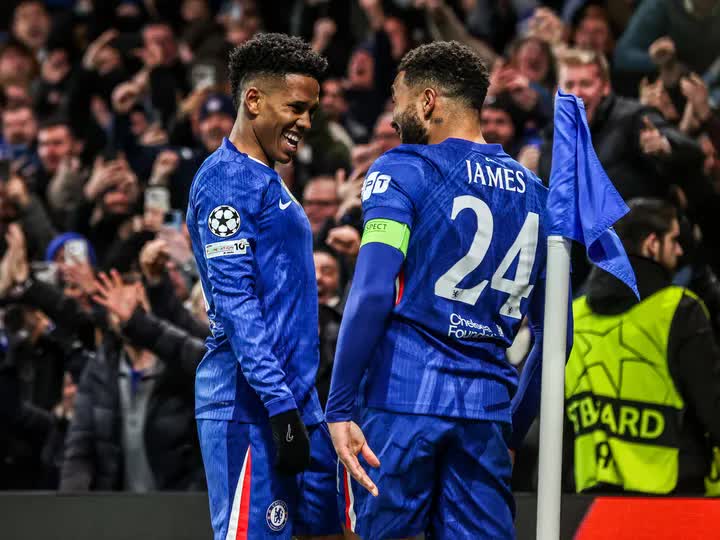 Nhận định, soi tỷ lệ Leeds vs Chelsea 03h15 ngày 4/12, Premier League - Ảnh 1. Nhận định, soi tỷ lệ Leeds vs Chelsea 03h15 ngày 4/12, Premier League - Ảnh 1.