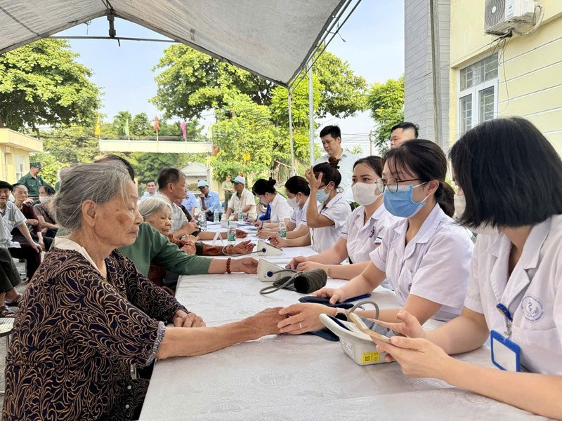 Kỳ họp thứ 10, Quốc hội khóa XV: Nâng cao chất lượng cuộc sống của nhân dân - Ảnh 1.