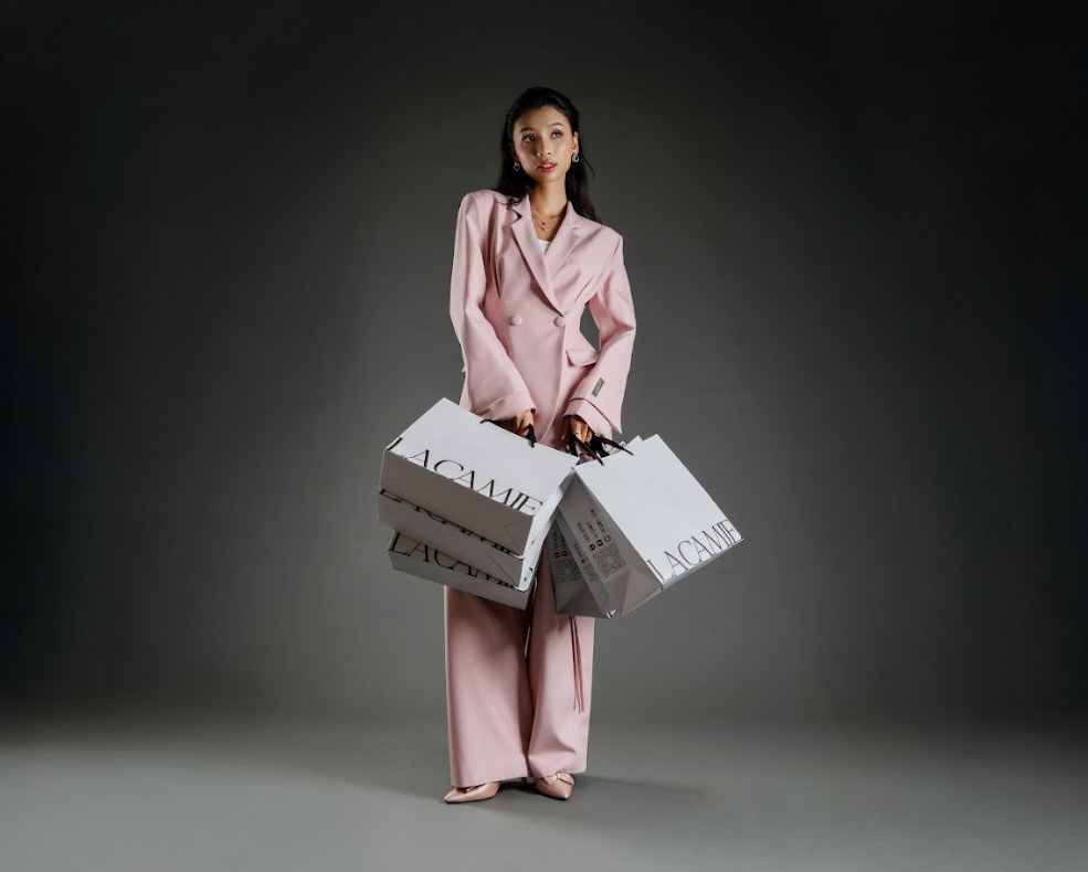 Slow fashion không phải là chậm trong việc phục vụ khách hàng, mà là chậm trong việc 'vứt đi và mua mới' - Ảnh 1.