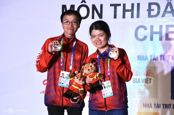 Cặp vợ chồng siêu kỳ thủ “độc nhất vô nhị” - Ảnh 1. Cặp vợ chồng siêu kỳ thủ “độc nhất vô nhị” - Ảnh 1.