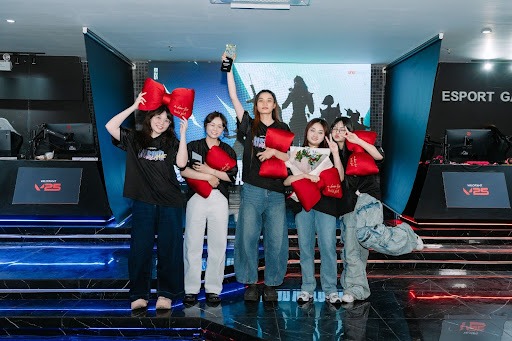 Đội tuyển Baby Powder vô địch giải đấu cộng động nữ Valorant đầu tiên, khép lại thành công sự kiện Rising Flame - Ảnh 1.