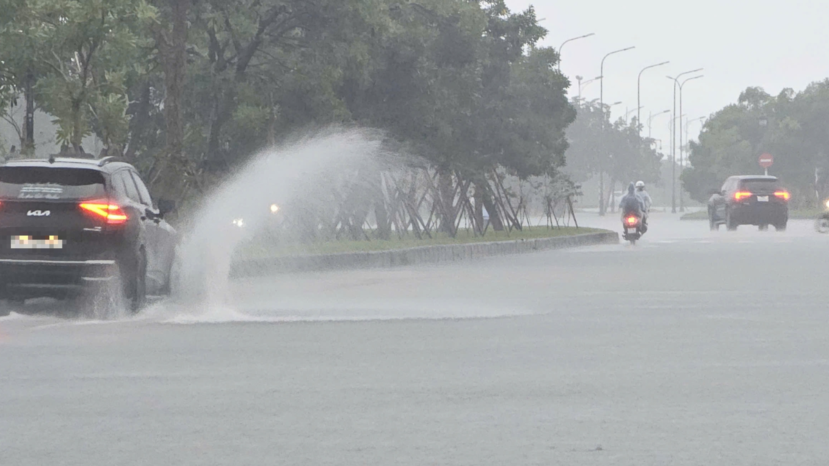 Dự báo thời tiết ngày 23/12: Từ Huế đến Quảng Ngãi có mưa vừa, mưa to