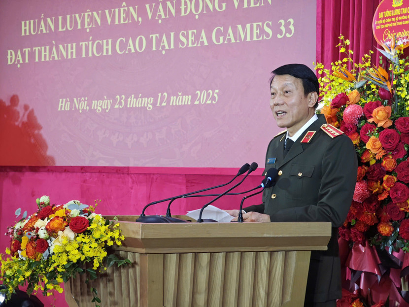 Đại tướng Lương Tam Quang, Ủy viên Bộ Chính trị, Bộ trưởng Bộ Công an phát biểu tại buổi lễ