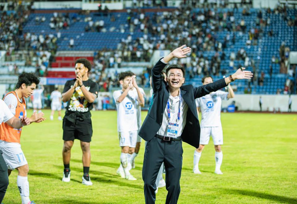 Giám đốc điều hành của CLB Thép Xanh Nam Định chia tay đội bóng - Ảnh 1.