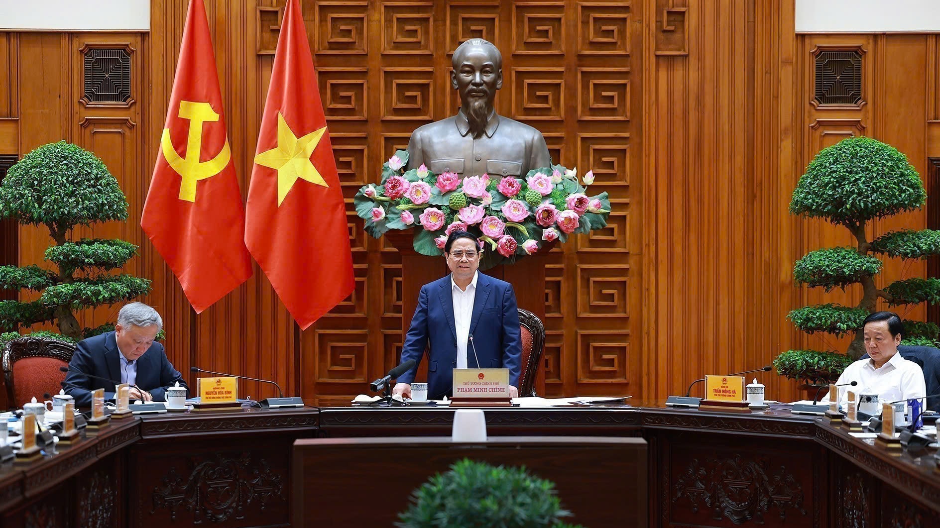 Thủ tướng Phạm Minh Chính: Lựa chọn phương thức đầu tư đường sắt tốc độ cao đảm bảo công khai, minh bạch