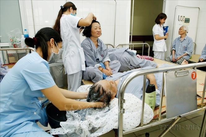 Hành động toàn diện vì người cao tuổi trong bối cảnh già hóa dân số - Ảnh 1.