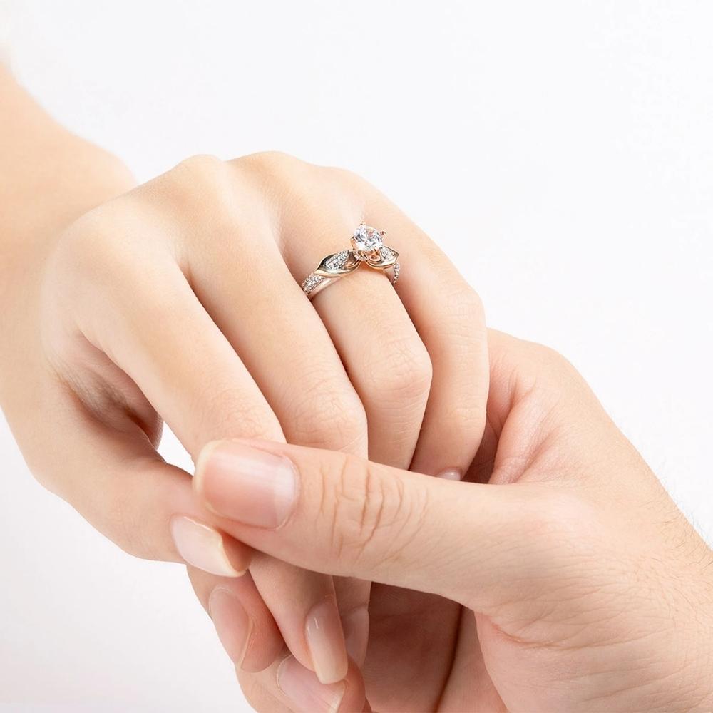 Cầu hôn nên chọn nhẫn gì? Kinh nghiệm, giá cả, mẫu nhẫn đẹp - Ảnh 2.