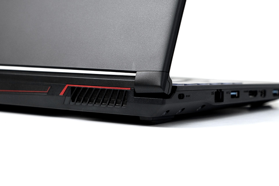 Game thủ chỉ cần chọn laptop cấu hình mạnh là được, đúng hay sai? - Ảnh 2.