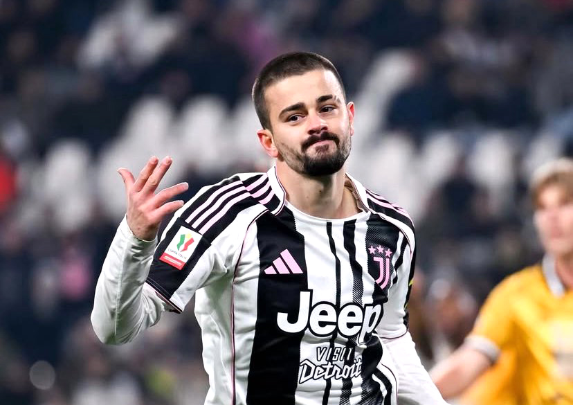 Juventus: Chào 2026 với “cặp kính 3D” của Zhegrova - Ảnh 1. Juventus: Chào 2026 với “cặp kính 3D” của Zhegrova - Ảnh 1.