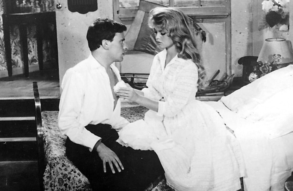 5 bộ phim hay nhất của minh tinh Brigitte Bardot  - Ảnh 3.
