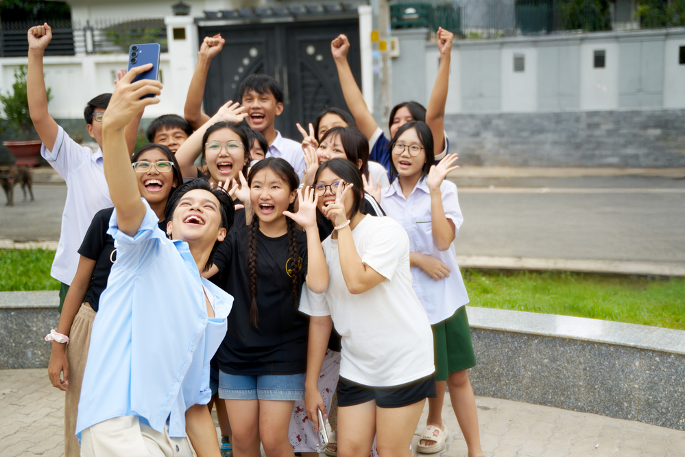 Lời nhắn dành cho thế hệ trẻ: Lùi bước để nhảy vọt, “đủ nắng hoa sẽ nở”! - Ảnh 3.