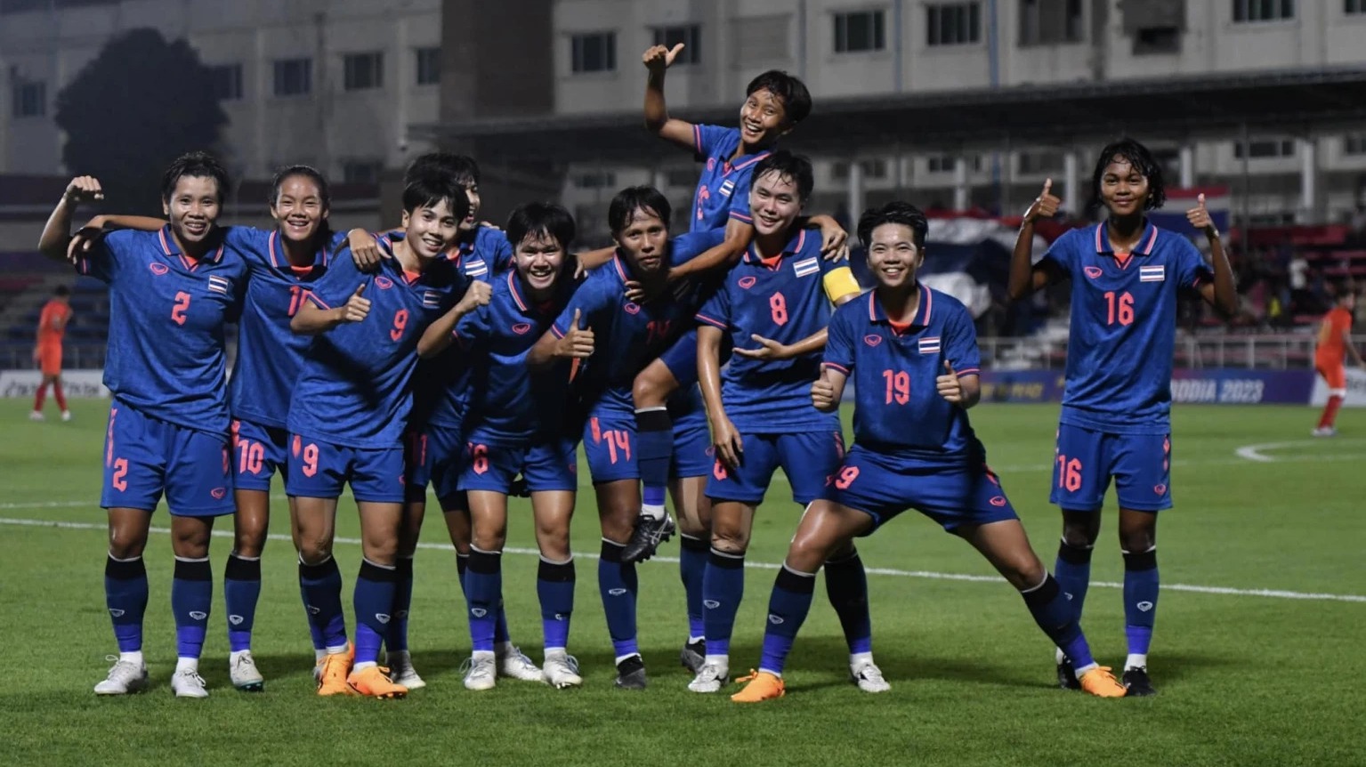 Lịch thi đấu bóng đá SEA Games 2025 hôm nay 4/12: Thái Lan vs Indonesia
