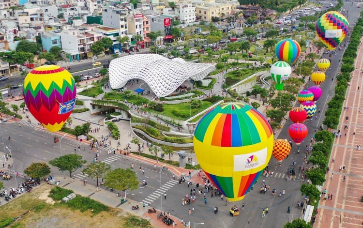 Thích ứng thiên tai "vượt quy luật" - Bài 2: Đà Nẵng cấp bách chống ngập úng, sạt lở đất - Ảnh 4. Thích ứng thiên tai "vượt quy luật" - Bài 2: Đà Nẵng cấp bách chống ngập úng, sạt lở đất - Ảnh 4.