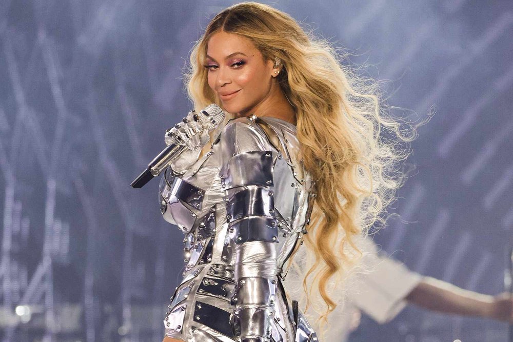 beyonce1-17670631262901632680295.jpg