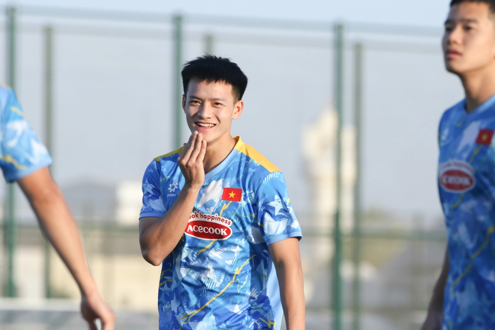 Tin nóng thể thao sáng 31/12: Đội bóng chuyền Việt Nam gây sốt khi đàm phán chiêu mộ 6 tân binh - Ảnh 6.