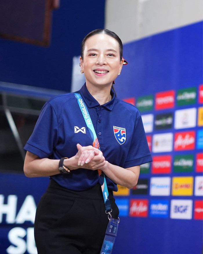 U22 Thái Lan được Madam Pang thưởng 'nóng' nhờ thắng đậm ở trận ra quân SEA Games 2025 - Ảnh 2. U22 Thái Lan được Madam Pang thưởng 'nóng' nhờ thắng đậm ở trận ra quân SEA Games 2025 - Ảnh 2.