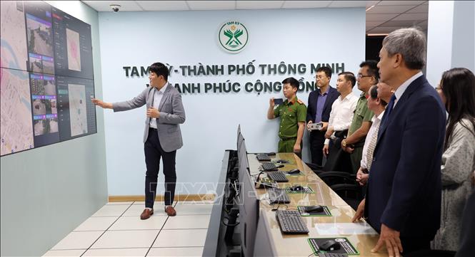 Đà Nẵng được vinh danh Thành phố thông minh Việt Nam 2025 - Ảnh 1. Đà Nẵng được vinh danh Thành phố thông minh Việt Nam 2025 - Ảnh 1.