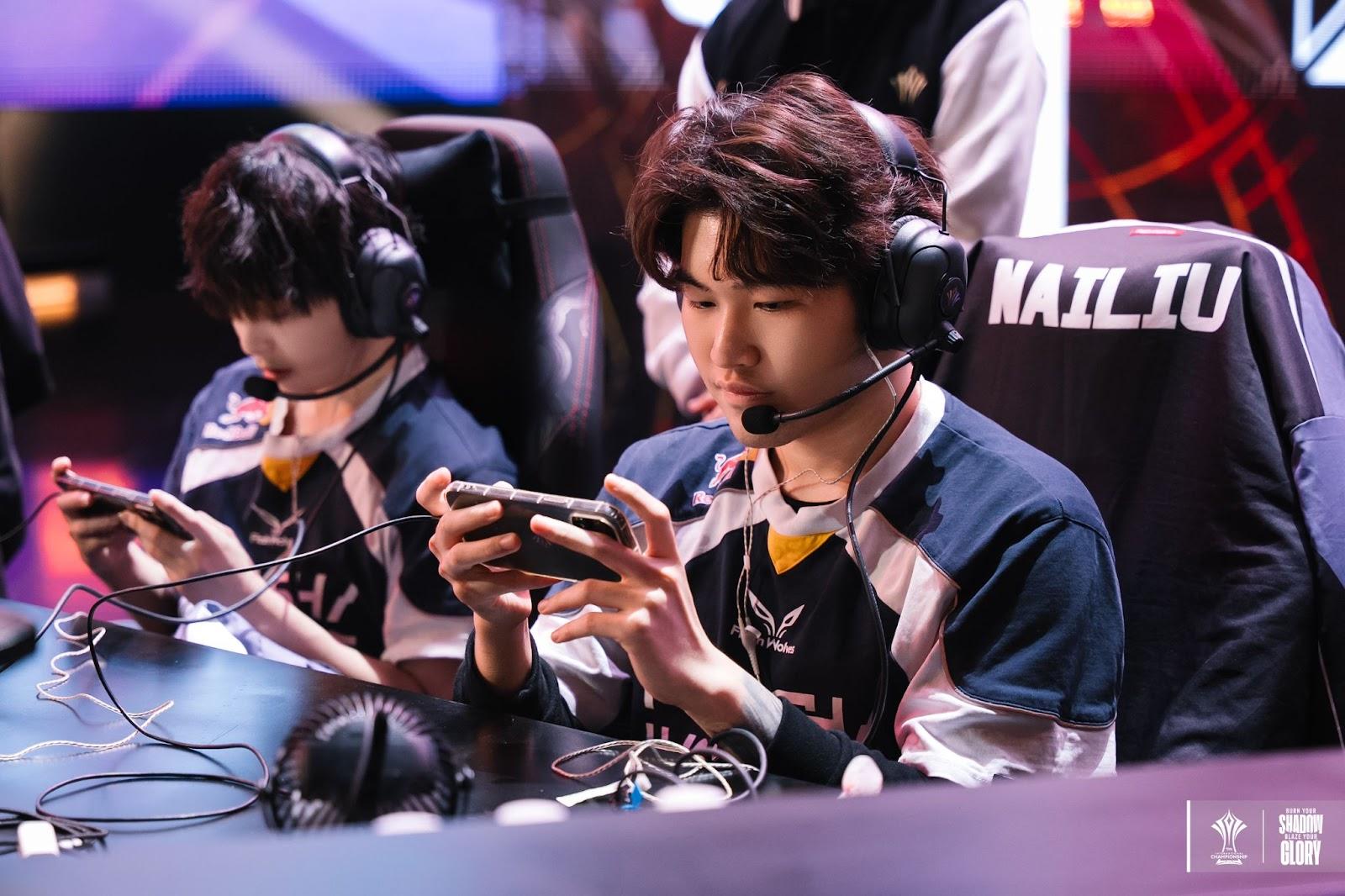 AIC 2025: Full Sense trở thành đương kim vô địch quốc tế sau khi đánh bại Flash Wolves với tỷ số 4-1 - Ảnh 1. AIC 2025: Full Sense trở thành đương kim vô địch quốc tế sau khi đánh bại Flash Wolves với tỷ số 4-1 - Ảnh 1.