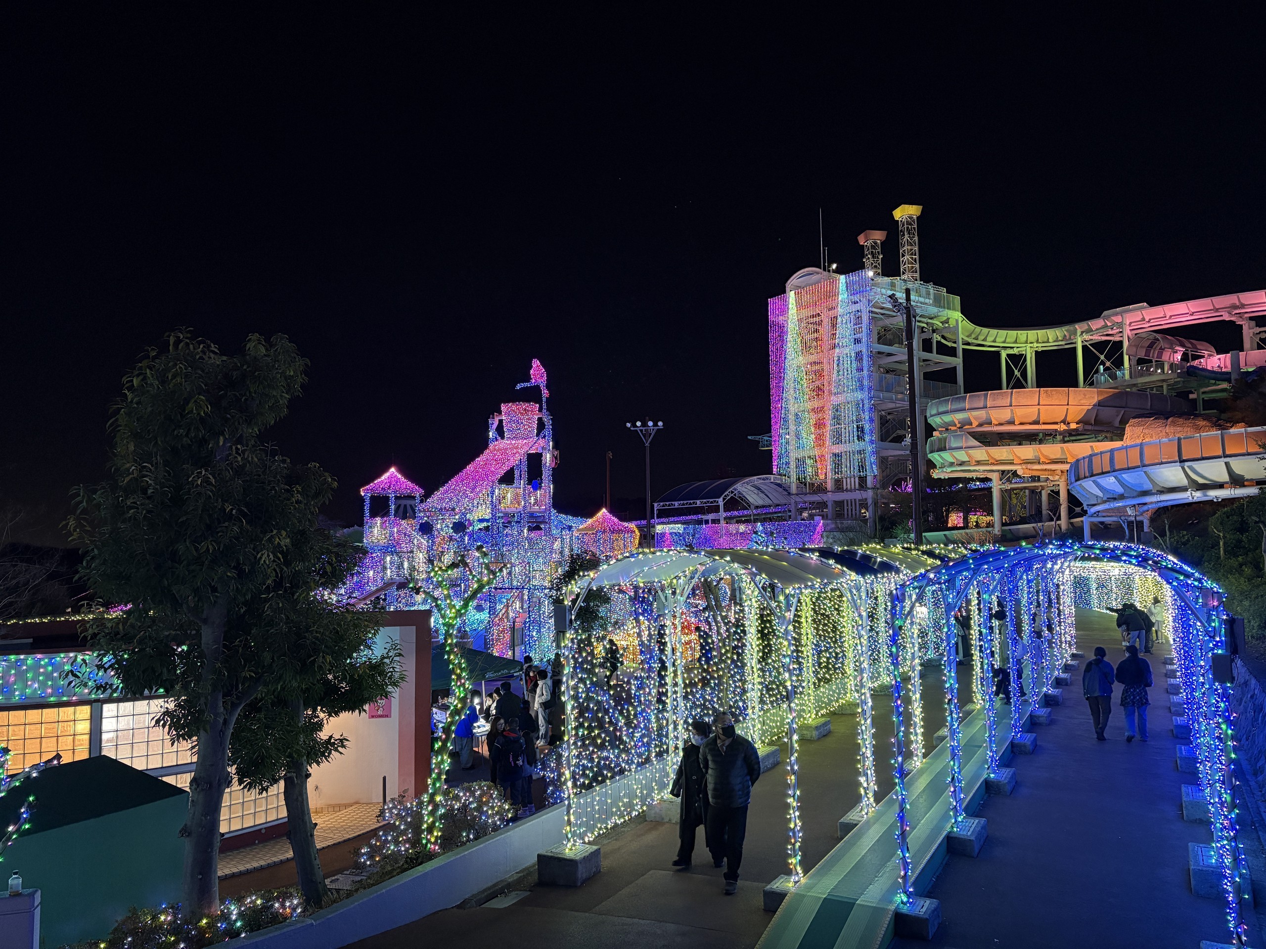 Yomiuri Land - Jewellumination: Đại tiệc ánh sáng rực rỡ giữa Tokyo - Ảnh 1.